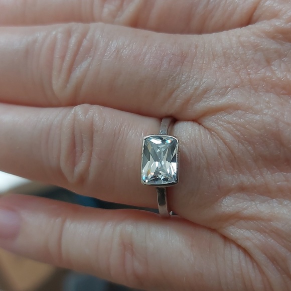 Jewelry - Vintage East West setting cz ring sterling silver size 5